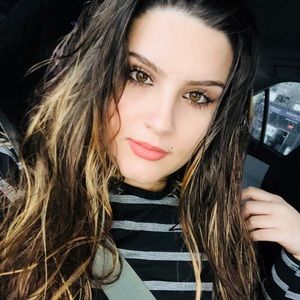 Meet your Posher, Eliani